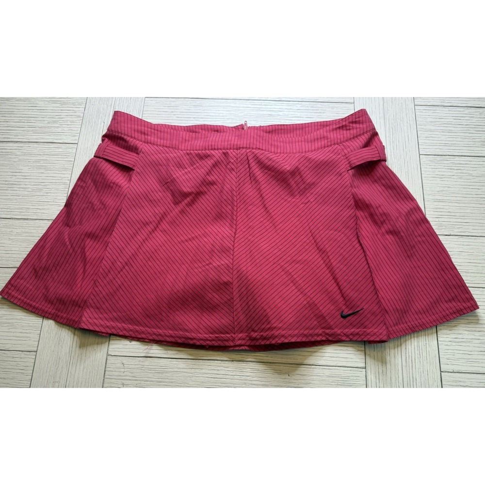 NWT Nike Active Tennis Mini Skirt Skort Pink Black Striped Fit Dry Pleated Sz 10